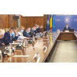 Premierul și miniștrii au purtat măști la ședința de Guvern de azi