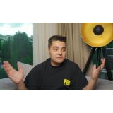 Selly, patru accidente &icirc;ntr-o singură zi. Declarațiile vloggerului: &bdquo;Nu zic la caterincă&rdquo;