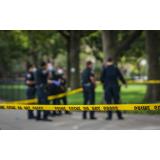 VIDEO Bărbat de culoare, ucis după ce s-a tras asupra lui de 90 de ori