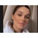 Theo Rose, mărturisiri cu lacrimi &icirc;n ochi pe Instagram. Artista și-a &icirc;nt&acirc;lnit idolul: &bdquo;Pe l&acirc;ngă faptul că e coincidența asta cu sarcina...&rdquo;