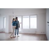 Tu ce alegi &icirc;ntre un apartament &icirc;n bloc nou sau unul &icirc;n bloc vechi? 