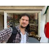 Tudor Chirilă, pe punctul de a-și pierde vocea. Artistul s-a operat la corzile vocale