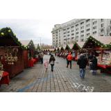 Peste 900.000 de persoane au vizitat T&acirc;rgul de Crăciun din Piaţa Constituţiei