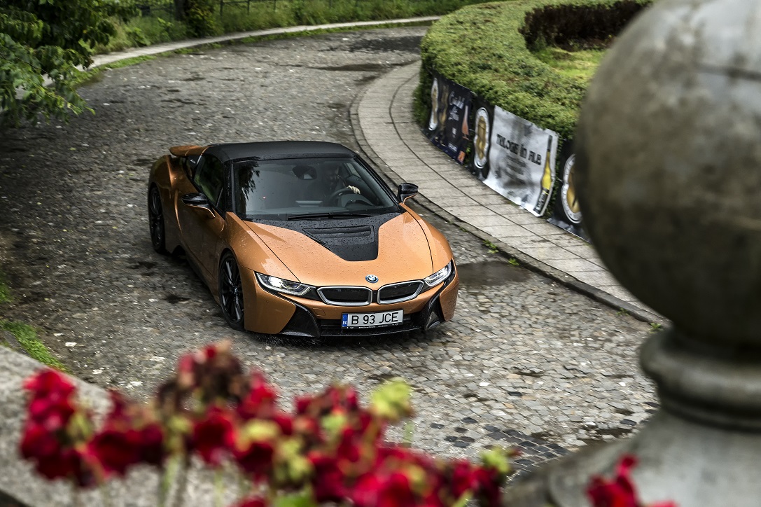 bmw i8 roadster