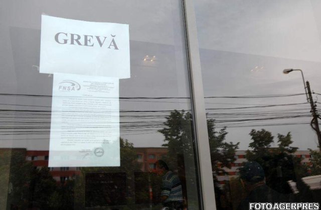 [VIDEO] Greva generala in administratia publica