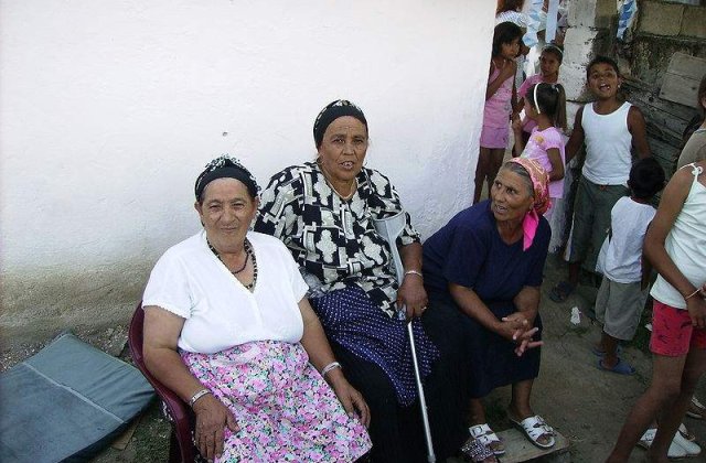 Human Rights Watch catre Frantei: Incetati cu expulzarea romilor!