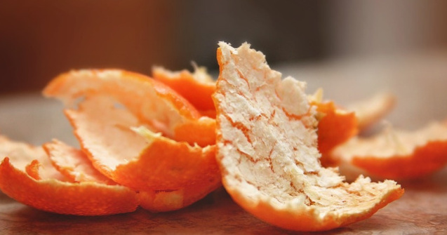  Top  Nu le arunca! Intrebuintarile SURPRINZATOARE ale cojilor de citrice