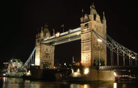 Seful MI6: "Marea Britanie se confrunta cu o amenintare terorista fara precedent"