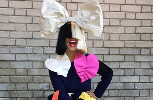 Cantareata SIA divorteaza dupa doi ani de casnicie