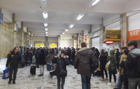 Aproape 30.000 de bilete de tren gratuite, eliberate pentru studentii si elevii cu drept de vot