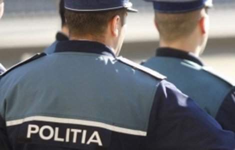 Colet suspect in Piata Constitutiei din Capitala, semnalat la 112