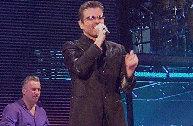 George Michael, ironizat de puscariasi