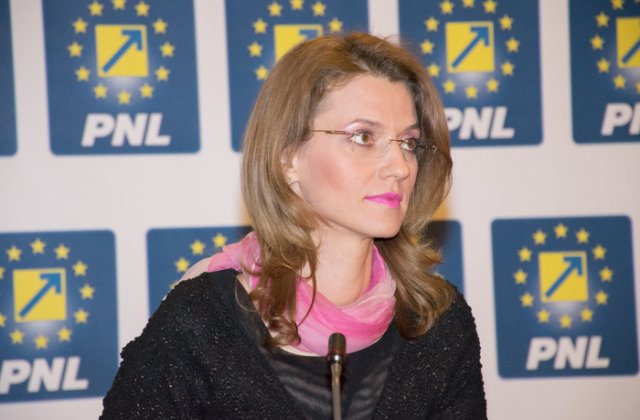 Alina Gorghiu a demisionat din functia de presedinte al PNL