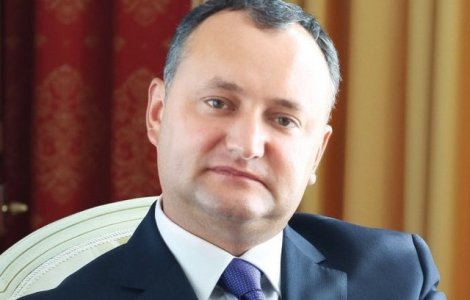 Igor Dodon si Vlad Plahotniuc saluta victoria inregistrata de PSD