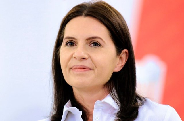 Adriana Saftoiu: Mi-am dat demisia din PNL