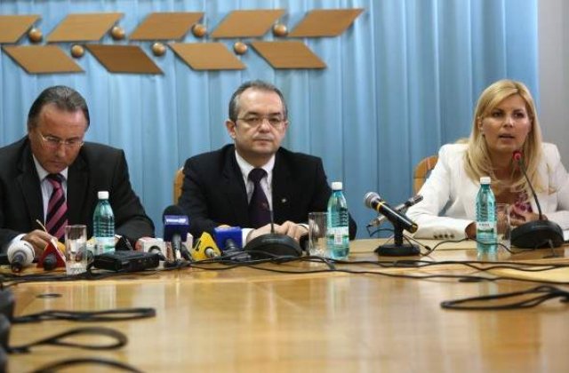 Udrea vrea sa stie numarul exact al turistilor