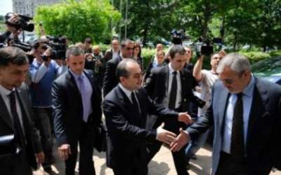 Vladescu: "Boc are o...