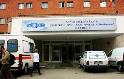 Un bolnav internat la Institutul Oncologic s-a aruncat pe geam