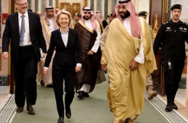 Ministrul german al Apararii a refuzat sa poarte hijab in vizita sa din Arabia Saudita