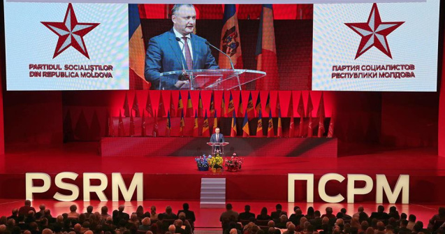 Dodon promite ca ii va retrage cetatenia lui Basescu