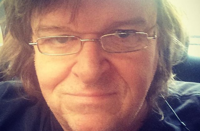 Michael Moore: Donald Trump ne va aduce moartea