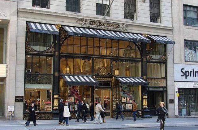 Top: Cele mai scumpe artere comerciale din lume