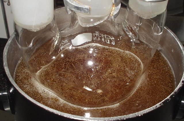 Rusia: Cel putin 33 de persoane si-au pierdut viata dupa ce au baut ulei de baie cu alcool toxic