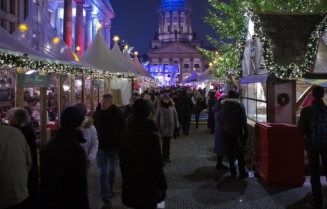  Video  Berlin: Un camion a intrat in multime la un targ de Craciun