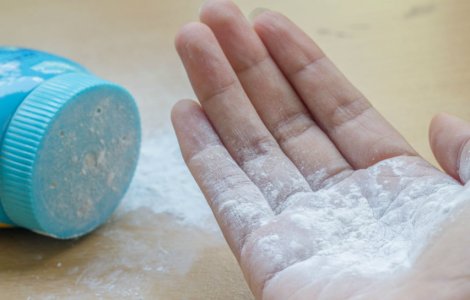  Top  8 utilizari mai putin stiute pe care le are pudra de talc