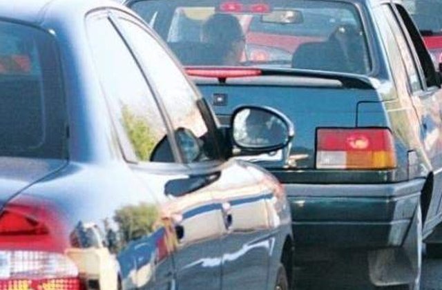 In ce conditii vor putea fi ridicate masinile parcate neregulamentar