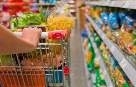 Programul magazinelor de Sarbatori. Cele mai multe se inchid in prima zi de Craciun si de Anul Nou