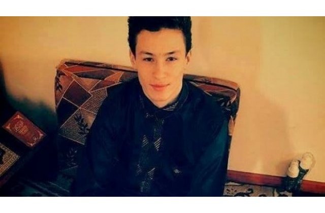 Craioveanul retinut pentru ca pregatea un act de terorism incearca sa-si converteasca colegul de celula la islamism