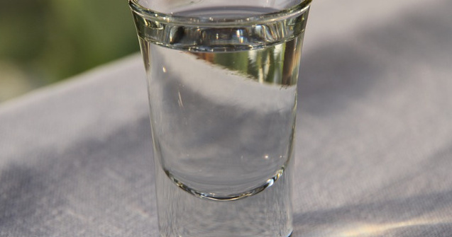 Numarul persoanelor din Rusia care au murit dupa ce au baut ulei de baie a ajuns la 71