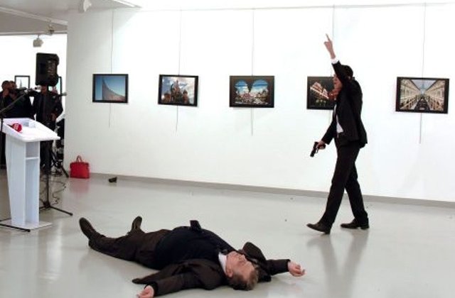 Asasinarea ambasadorului rus la Ankara a fost revendicata de organizatia terorista Jabhat Fatah al-Sham