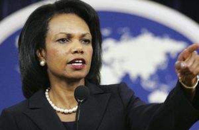 Condoleezza Rice da Romania drept exemplu 