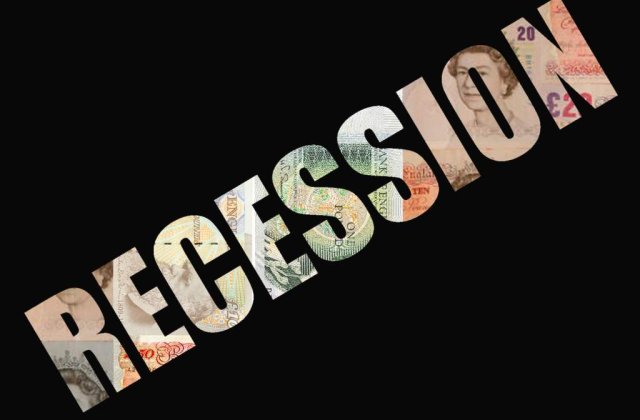 Topul sectoarelor din economie "amenintate" de faliment