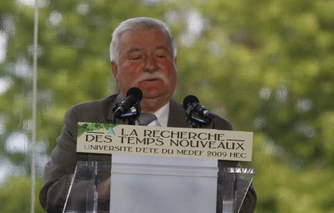 Lech Walesa, agent secret comunist?