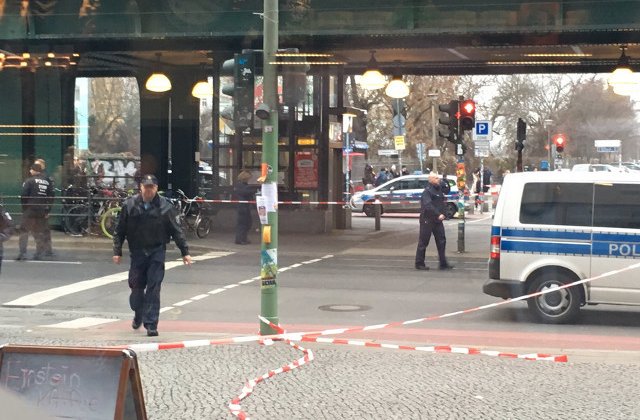 Stare de alerta in Berlin, dupa gasirea unul colet suspect