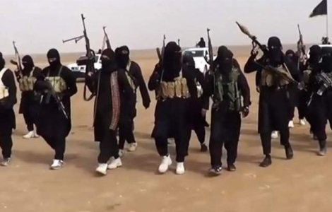 Statul Islamic publica o inregistrare video in care doi militari turci sunt arsi de vii