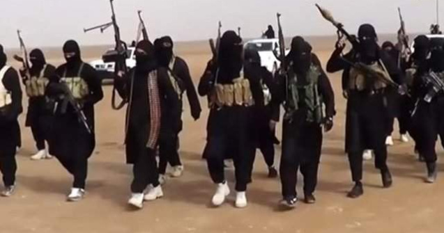 Statul Islamic publica o inregistrare video in care doi militari turci sunt arsi de vii