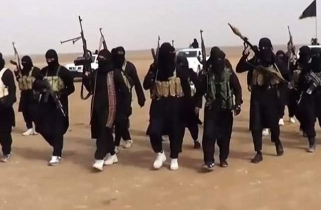 Statul Islamic publica o inregistrare video in care doi militari turci sunt arsi de vii