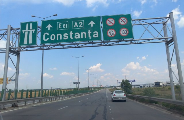 Circulatia pe Autostrada A2, oprita de la kilometrul 105 pe sensul spre Constanta, din cauza poleiului