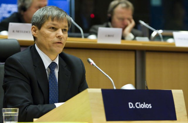 Guvernul Ciolos a inghetat salariul minim pe economie