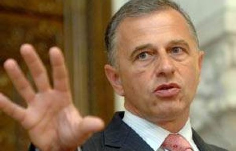 Geoana vrea sa scape de imunitate