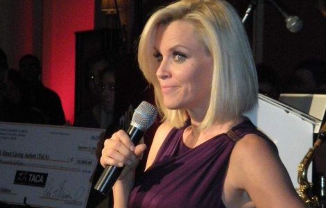 De ce s-au despartit Jenny McCarthy si Jim Carrey?