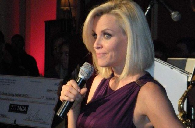 De ce s-au despartit Jenny McCarthy si Jim Carrey?