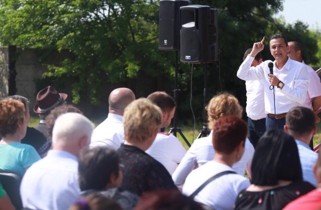 Mesajul lui Grindeanu la final de an: Viitorul Guvern va lua de urgenta masurile necesare pentru a creste calitatea vietii romanilor