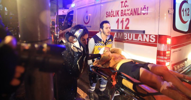 Istanbul: Martorii isi amintesc cum s-au catarat peste cadavre