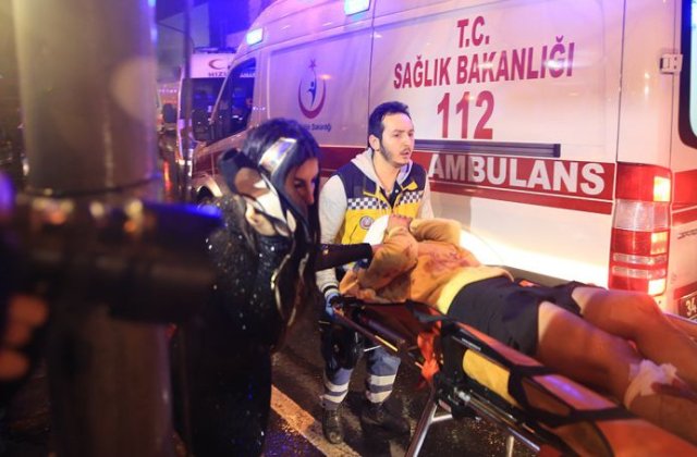 Istanbul: Martorii isi amintesc cum s-au catarat peste cadavre pentru a scapa cu viata din clubul Reina