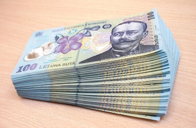 Banii din banci, taxati in plus